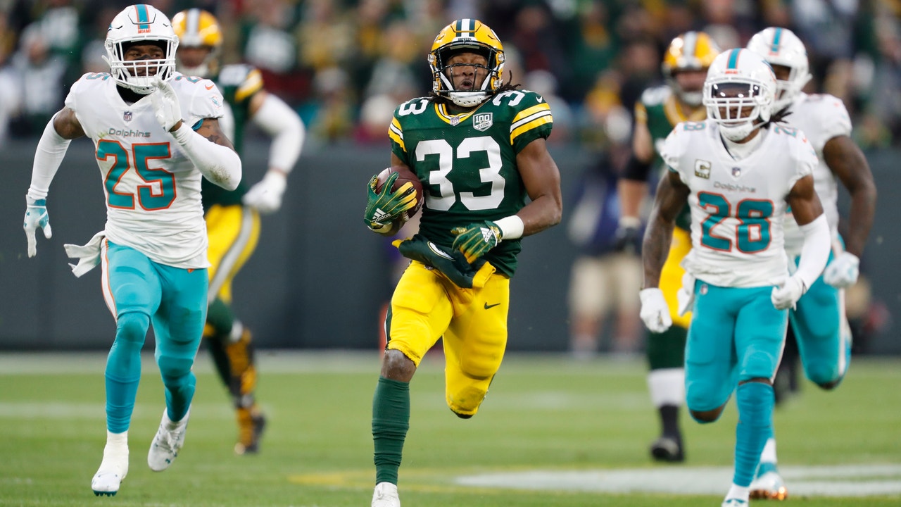 Jones helps Packers run away for 31-12 win over Dolphins